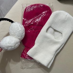 Set of 2 snow masks + ear mufs